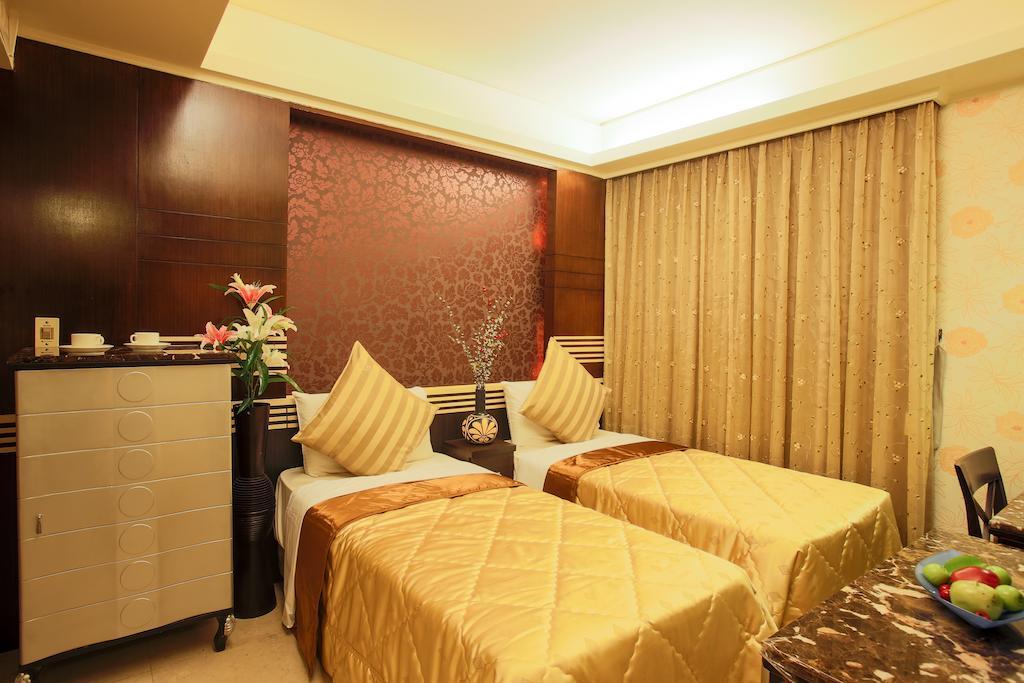 Best Love Boutique Hotel Taipei Bagian luar foto
