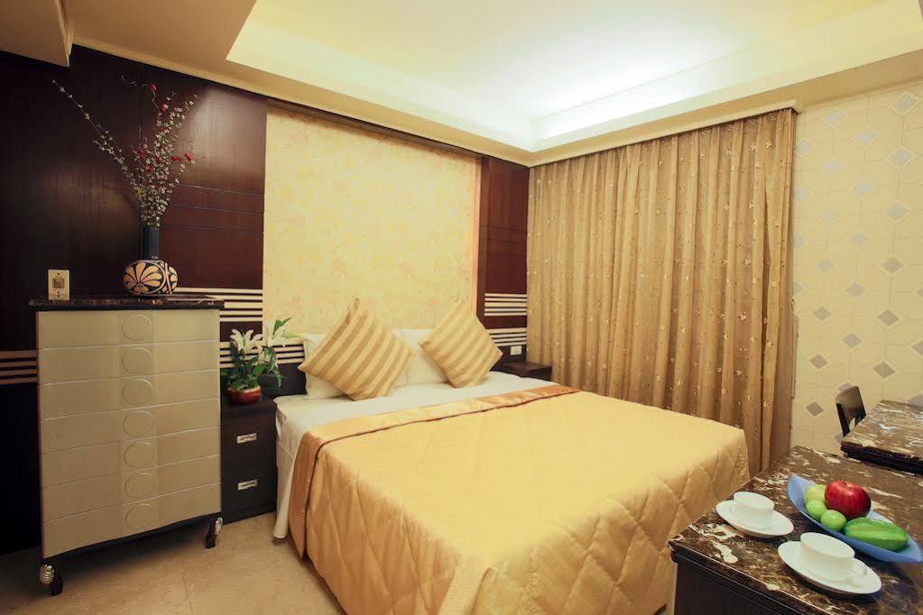 Best Love Boutique Hotel Taipei Bagian luar foto