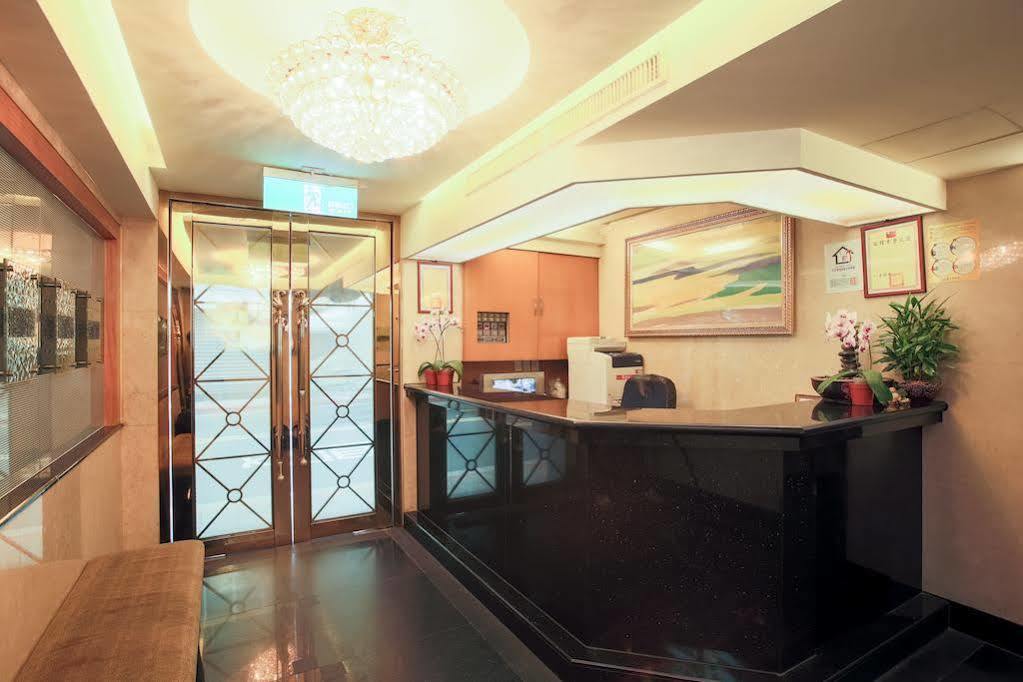 Best Love Boutique Hotel Taipei Bagian luar foto